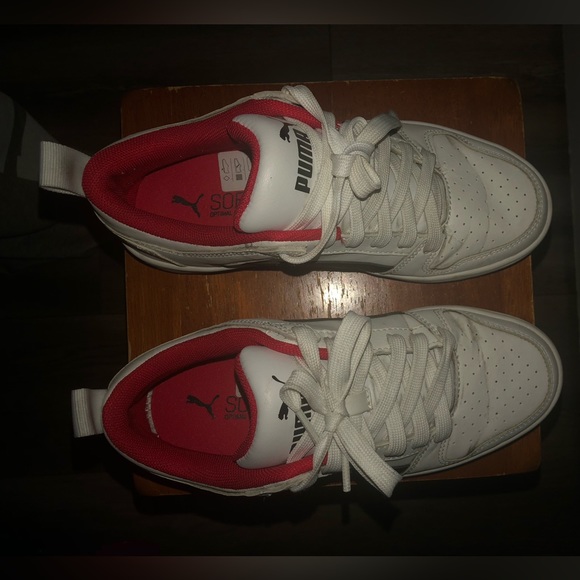 Women’s/Kids white/red/black Pumas - Picture 8 of 8